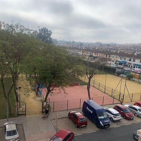 Vistas Desde Montequinto Apartment Dos Hermanas Exterior foto